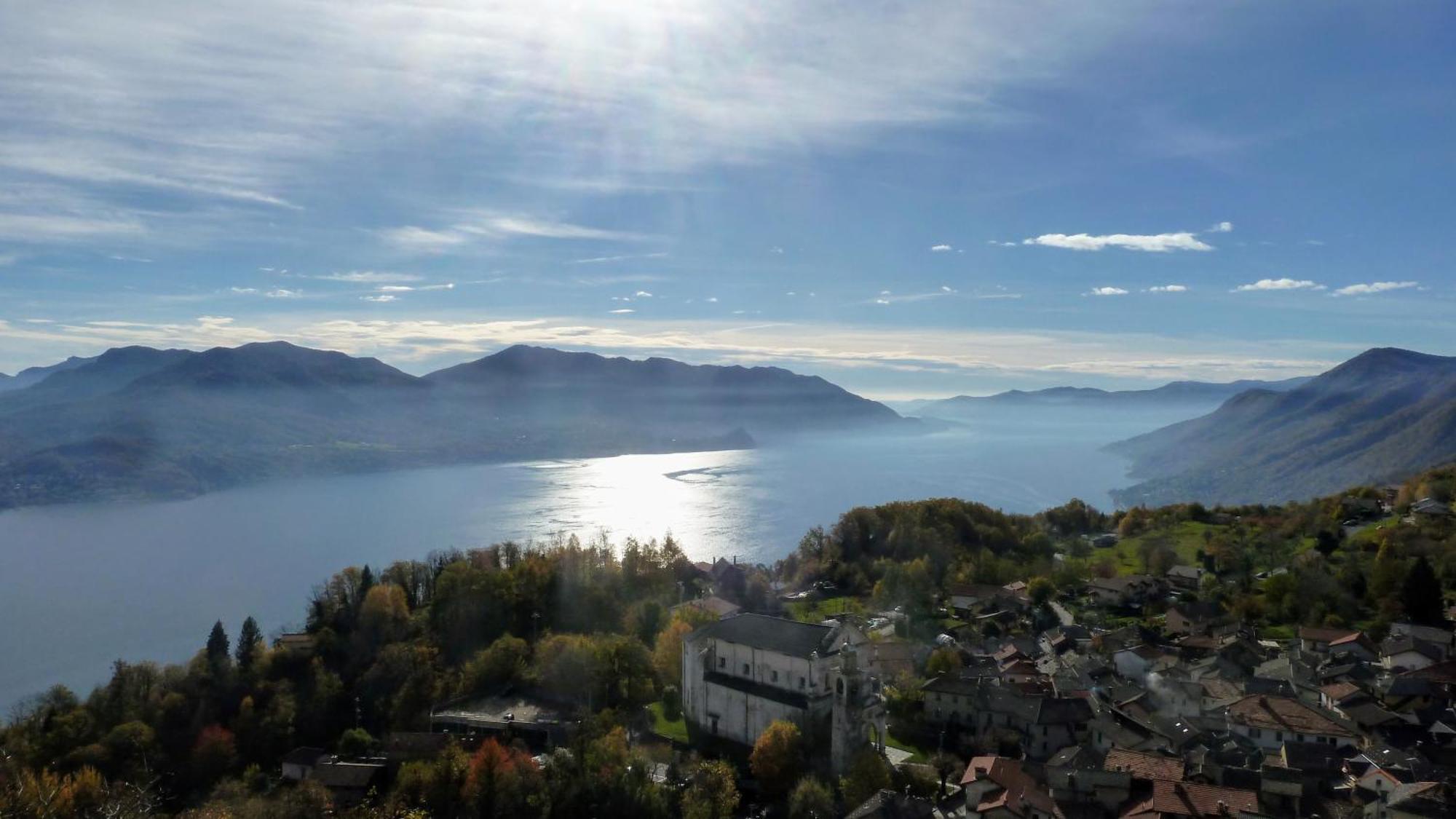 Giuditta Freecarpark&Garden Domodossola Bagian luar foto
