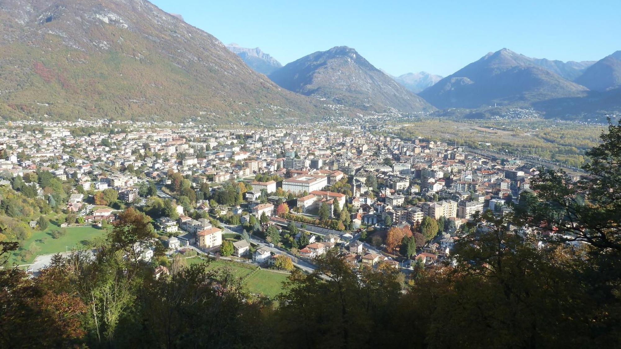 Giuditta Freecarpark&Garden Domodossola Bagian luar foto